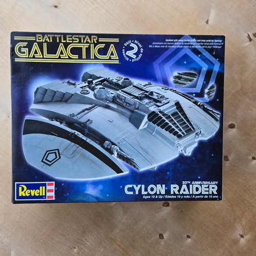 Revell battlestar galactica - battlestar,
